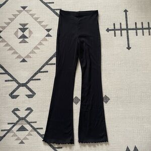 Old Navy Ribbed Flare Leggings